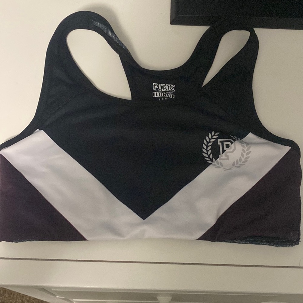 PINK women’s sports bra